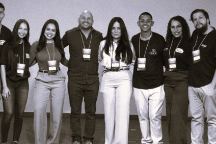 Equipe-BG-Preto.jpg